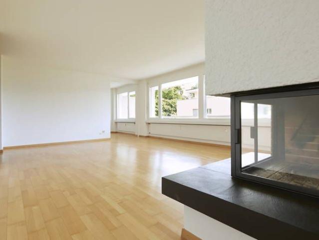 5.5 Zimmer, 122 m², 1. Stock