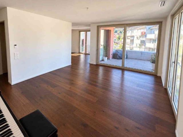 5.5 Zimmer, 122 m², 3. Stock
