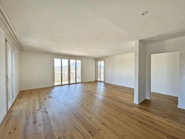 5.5 Zimmer, 125 m², 1. Stock