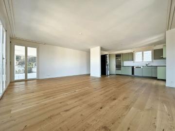 5.5 Zimmer, 125 m², 1. Stock