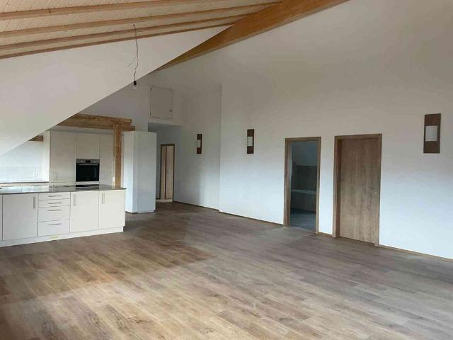 5.5 Zimmer, 130 m², 2. Stock