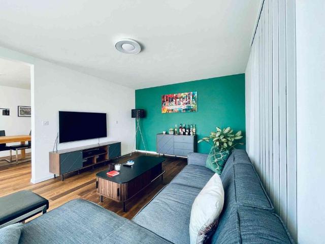 5.5 Zimmer, 131 m², 1. Stock