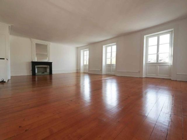 5.5 Zimmer, 135 m², 2. Stock