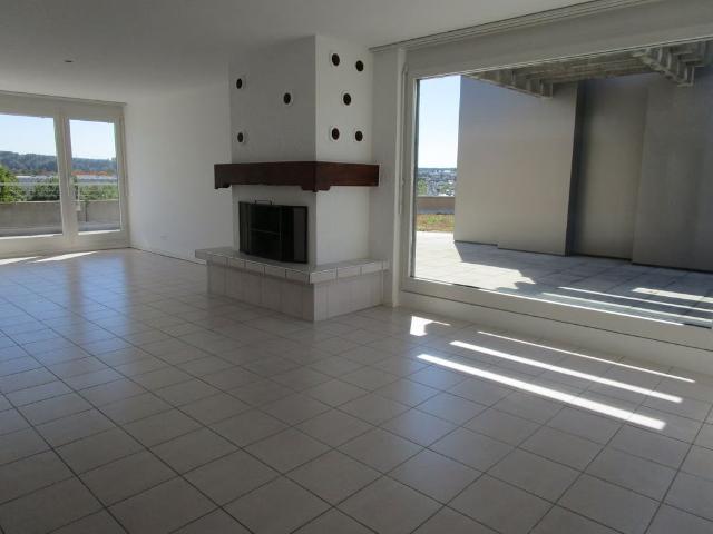 5.5 Zimmer, 135 m², 4. Stock