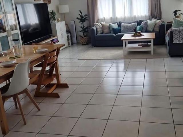 5.5 Zimmer, 136 m², 2. Stock