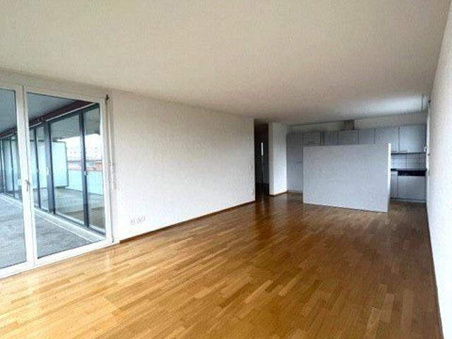 5.5 Zimmer, 136 m², 3. Stock