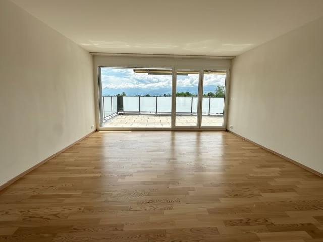 5.5 Zimmer, 139 m², 2. Stock