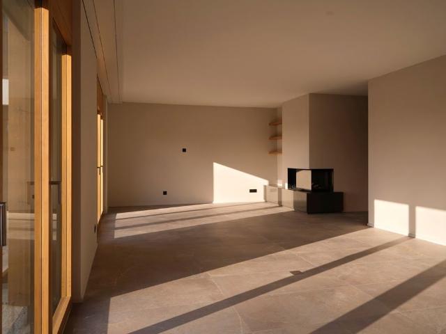5.5 Zimmer, 270 m², EG
