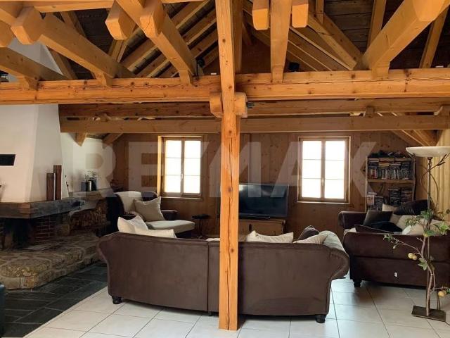5.5 Zimmer, 295 m²