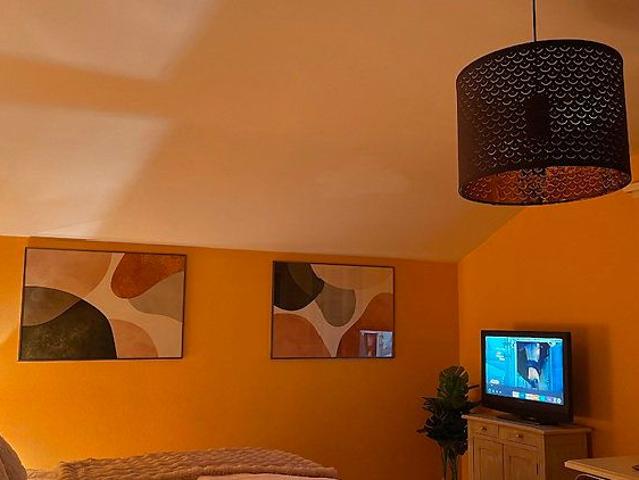 5.5 Zimmer, 200 m², 1. Stock