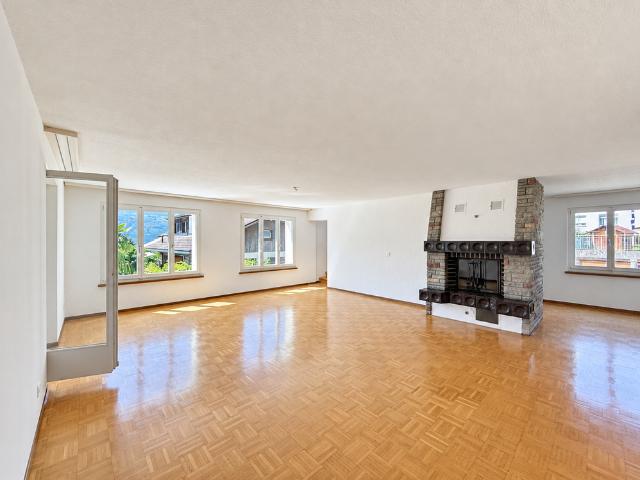 5.5 Zimmer, 200 m², 1. Stock