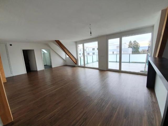 5.5 Zimmer, 222 m², 3. Stock