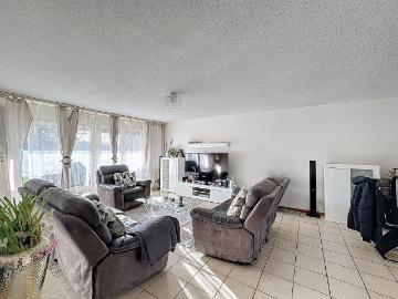 5,5 Zimmer Wohnung in Freiburg, nahe aller Annehmlichkeiten