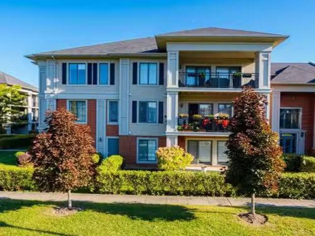 5 654 Rue Des Sureaux, Boucherville, QC, J4B 0C7 condo for s.