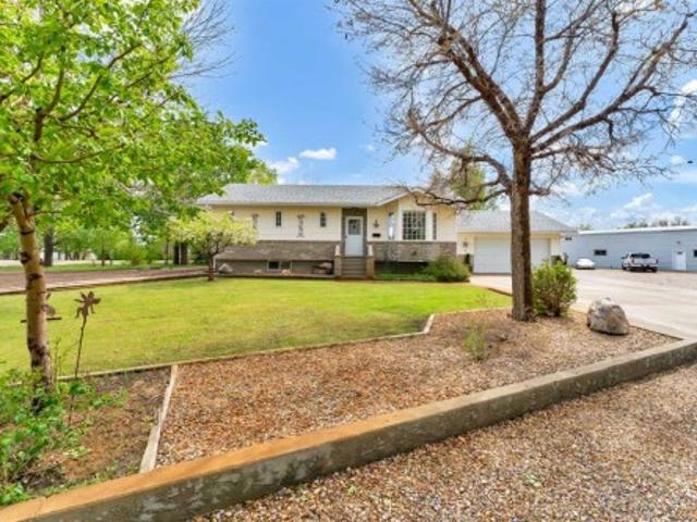 5 6219A Highway #3, Rural Cypress County, AB, T0J 2P0 house for sale | Listing ID A2313 | Royal LePage