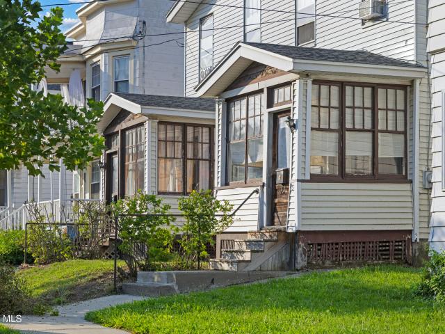 7 Beverly Avenue