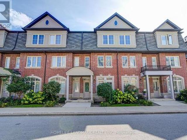 5 7 Eaton Park Lane, Toronto, ON, M1W 0A5 townhouse for lease | Listing ID E13780 | Royal LePage