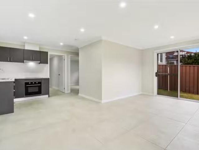 5A Valley Road, Campbelltown House for rent Listed by Leasing.