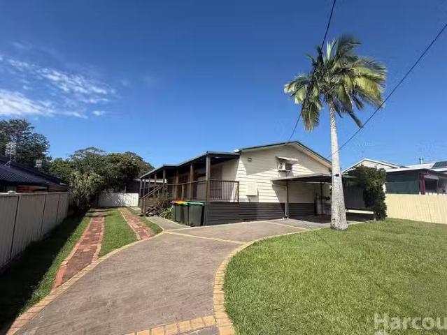 5A Yarravel Street, South Kempsey, NSW 2440 House for Rent