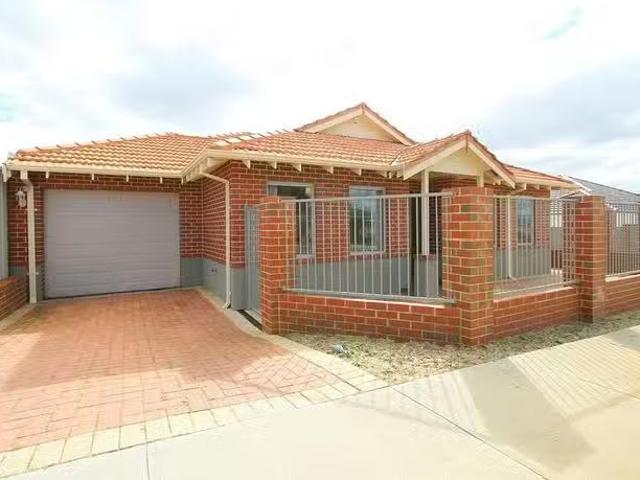 5A Boundary Road, St James, WA 6102