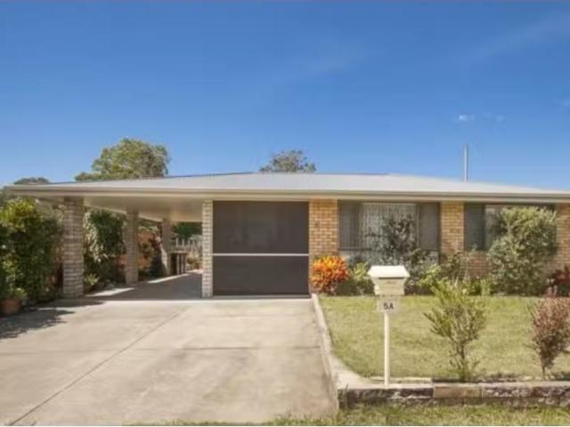 5A Earl Street, COFFS HARBOUR House for rent Listed by Lisa F.