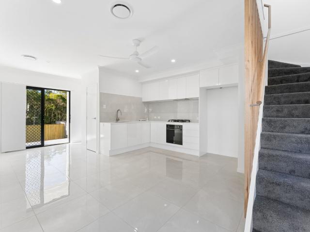 5B/103 Second Avenue Marsden, QLD 4132