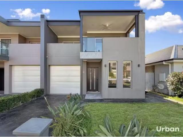 5B Milton Circuit, Oran Park Townhouse for rent Listed by Tri.