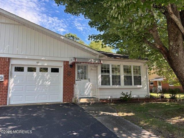 5B Monticello Dr Unit B, Whiting, NJ 08759