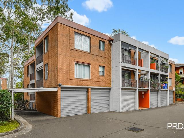 5C/9 19 York Road, Penrith NSW 2750