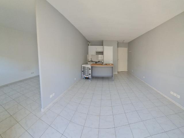 5e – Timone / Capitaine Galinat T1/2 d'environ 38m2 | Berthoz Immobilier