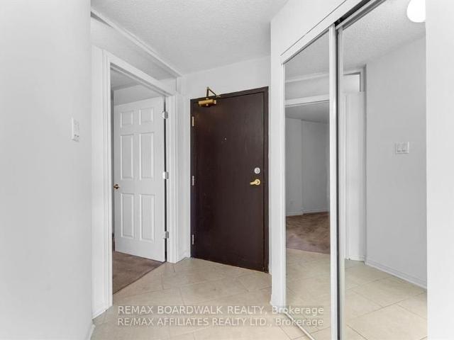 5S 310 Central Park Drive, Ottawa