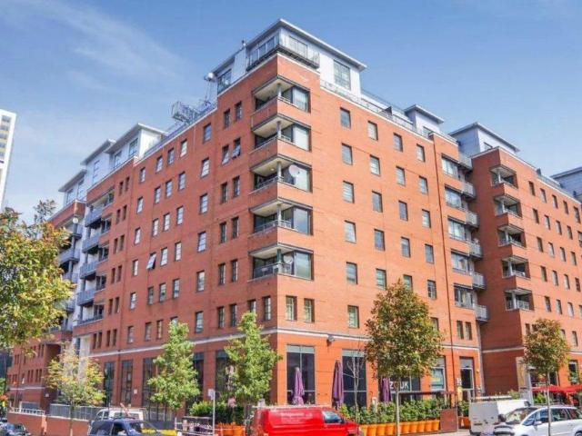 5th Floor – 2 Bed Apartment – The. 2 bed apartment to rent £1,675 pcm £387 pw