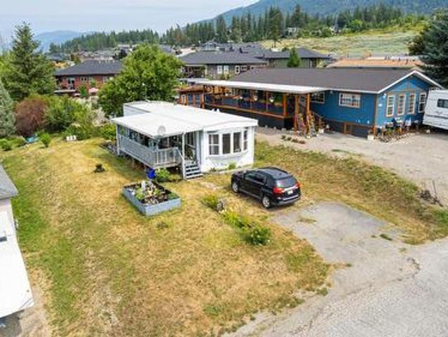 63 445 6Th Avenue, Creston, BC, V0B 1G3 house for sale | Listing ID 10400 | Royal LePage