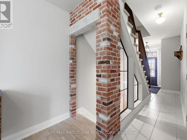 63 1401 Plains Road E, Burlington, ON, L7R 0C2 townhouse for sale | Listing ID W13607 | Royal LePage