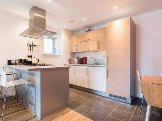 63 Tiller Road, London, E14
