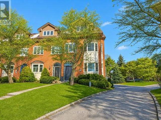 63 Tradewind Drive, Oakville, ON, L6L 6K8 house for sale | Listing ID W13548 | Royal LePage