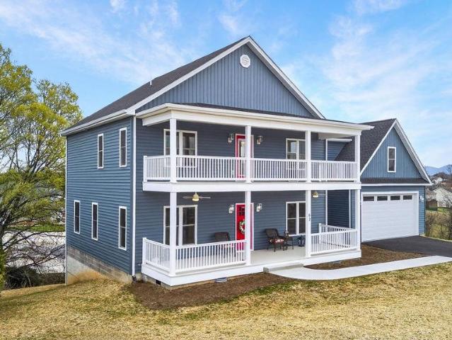 63 victoria dr