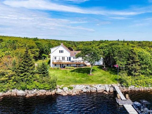 63 Viewpoint Lane, Williamswood, NS, B3V 1E7 Luxury House for sale | Listing ID 202615 | Royal LePage Carriage Trade Luxury Properties