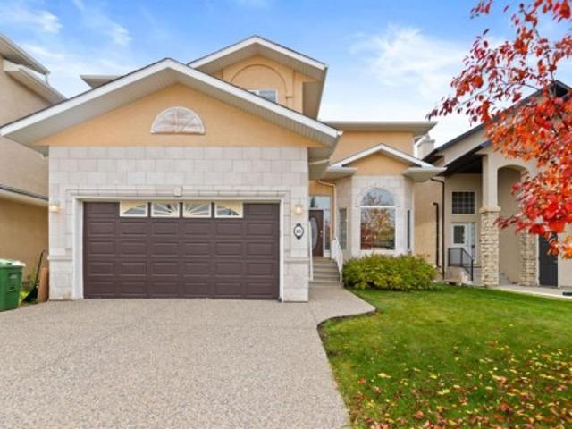 63 West Cedar Rise Sw, Calgary, AB, T3H 5E2 house for sale | Listing ID A2351 | Royal LePage