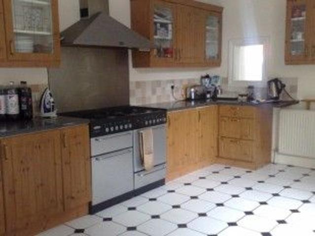 63 Auckland Road, Doncaster, South Yorkshire DN2, 7 bed shared accommodation to rent, £495 pcm | PrimeLocation