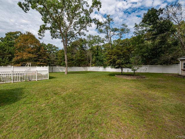63 Barretts Avenue