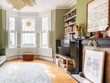 63 Crofton Road, London, E13 8QS, United Kingdom | 3 bed house for rent #131104320 | Rentberry