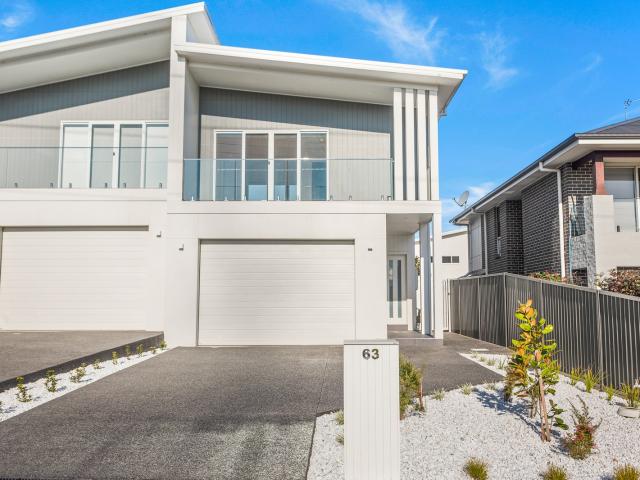 63 Dunmore Road, Shell Cove, NSW 2529 DuplexSemi detached for Rent Ray White South Wollongong