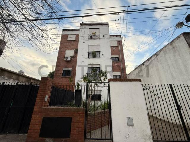 63 e/ 117 y 118 DEPARTAMENTO DE UN DORMITORIO EN ALQUILER