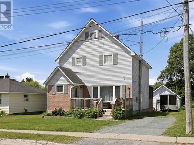 63 Elmwood Ave, Sault Ste. Marie, ON, P6B 4V7 house for sale | Listing ID SM261608 | Royal LePage