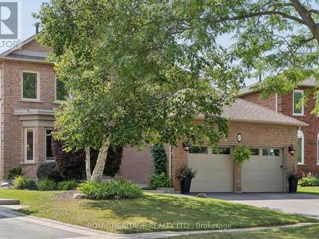 63 Kennett Drive, Whitby, ON, L1P 1L5 house for sale | Listing ID E13677 | Royal LePage