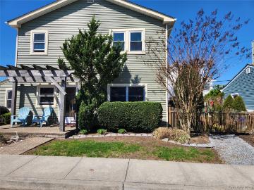 63 Kerrigan St, Long Beach, NY 11561 | MLS #955021