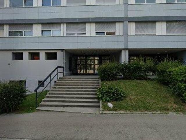 63 m2 apartment for rent in Saane