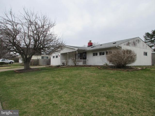 63 Maple Ln, Levittown, PA 19054 | MLS #PABU2116 | Compass