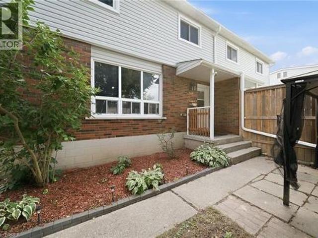 63 Metcalfe Crescent Unit# C, Brantford, ON, N3R 2L7 townhouse for sale | Listing ID 40860 | Royal LePage